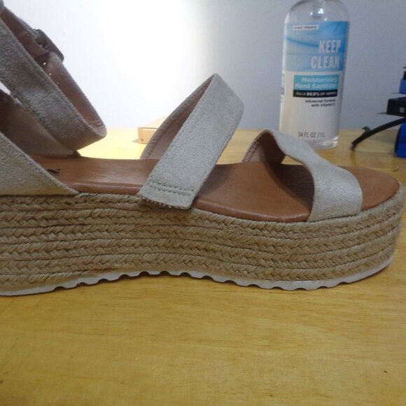 AWS Wedge Sz 11 NWOT - Picture 8 of 8